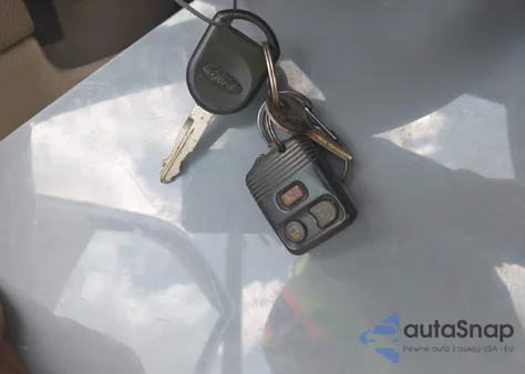 2006 Ford F-150 Lariat/Xl/Xlt z USA, uszkodzony, nr VIN 1FTPX12V66NA95233